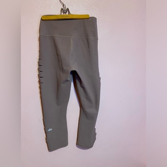 Alo yoga legging - Picture 6 of 9
